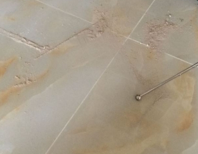 潮安瓷砖空鼓维修公司分享粘合剂选择不当在瓷砖铺贴过程中可能导致以下问题